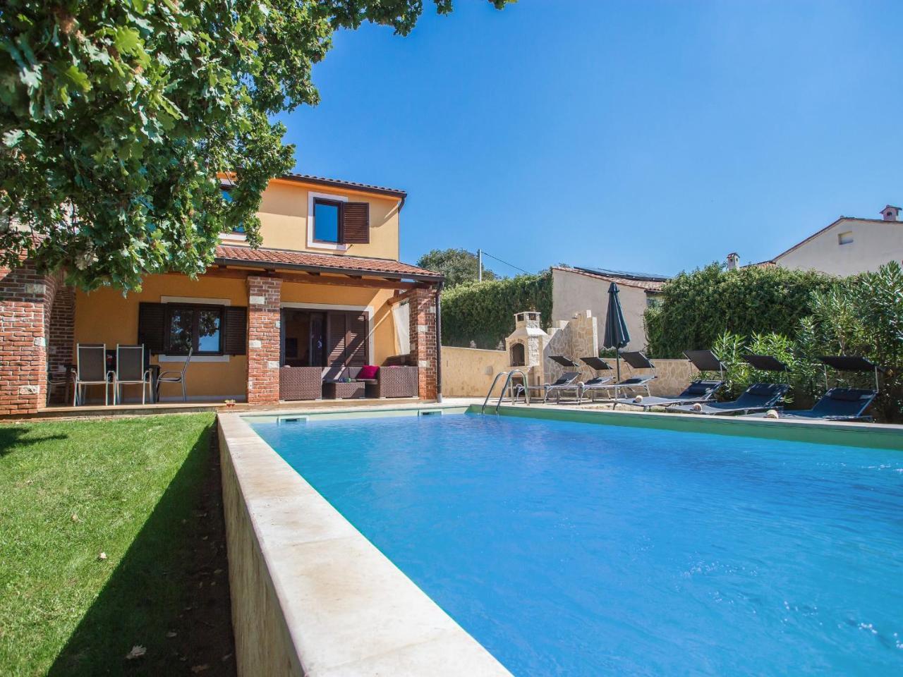 Villa Hrast Bacva Višnjan Kültér fotó