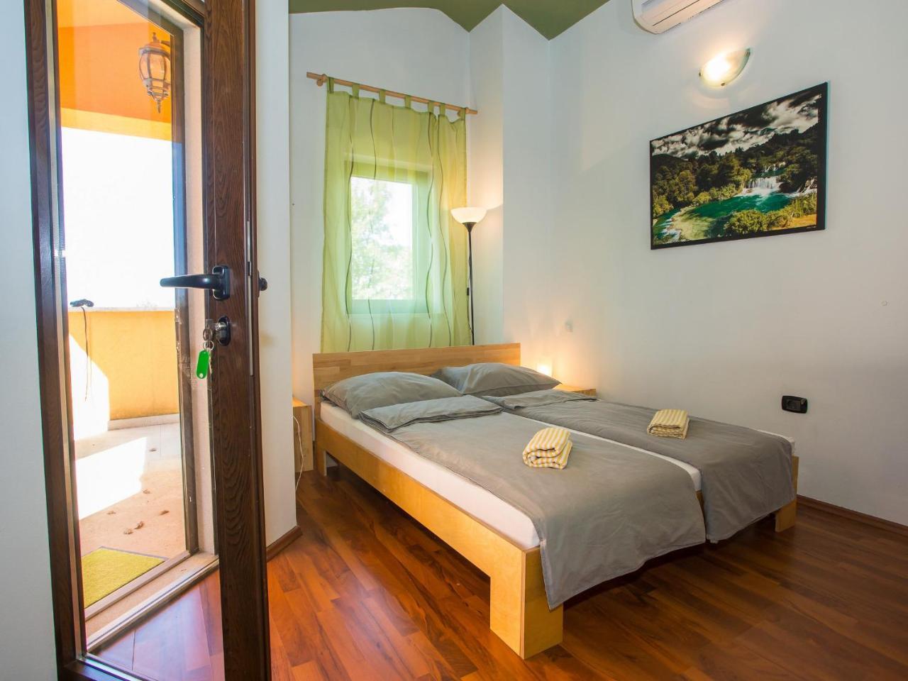 Villa Hrast Bacva Višnjan Kültér fotó